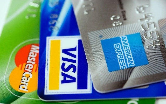 Tarjetas de Crédito: ¿Por Qué Nunca Debes Cerrarlas?