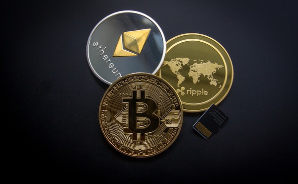 Bitcoin y otras Criptomonedas: Su Legalidad y Cómo invertir